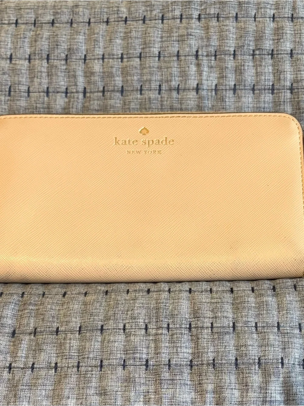 Kate Spade ♠️ Cream Saffiano Zip Wallet with Gold Logo